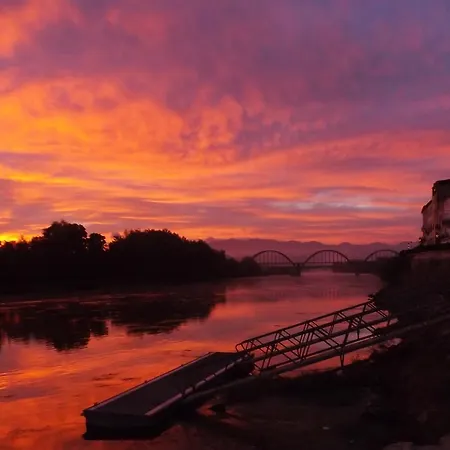 River Ebro * Mora d'Ebre
